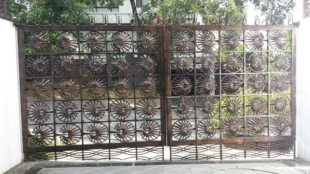 Entrance Gate Anahaw Leaves Antique