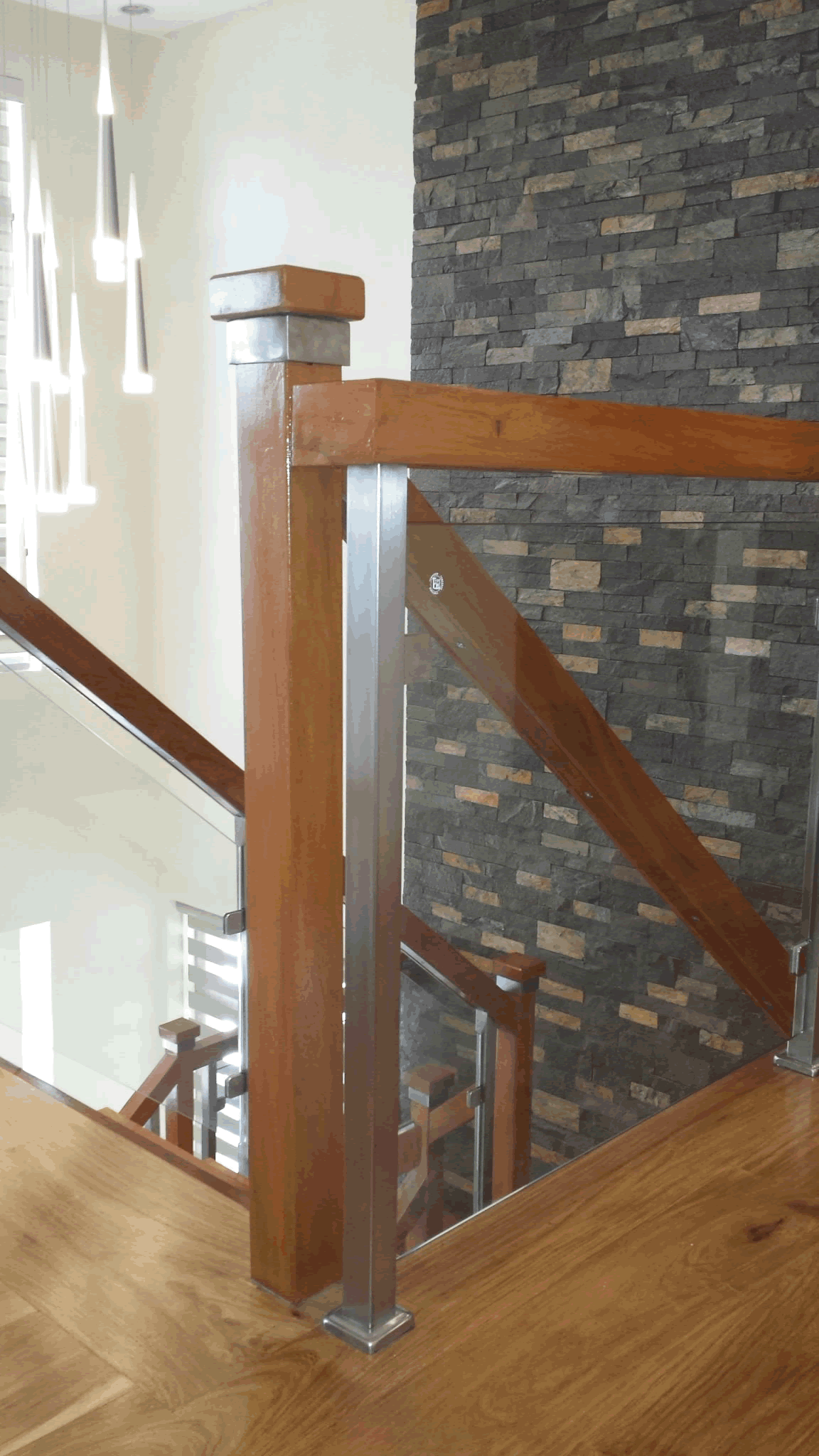 glass-stair-railing-classic-contemporary-design