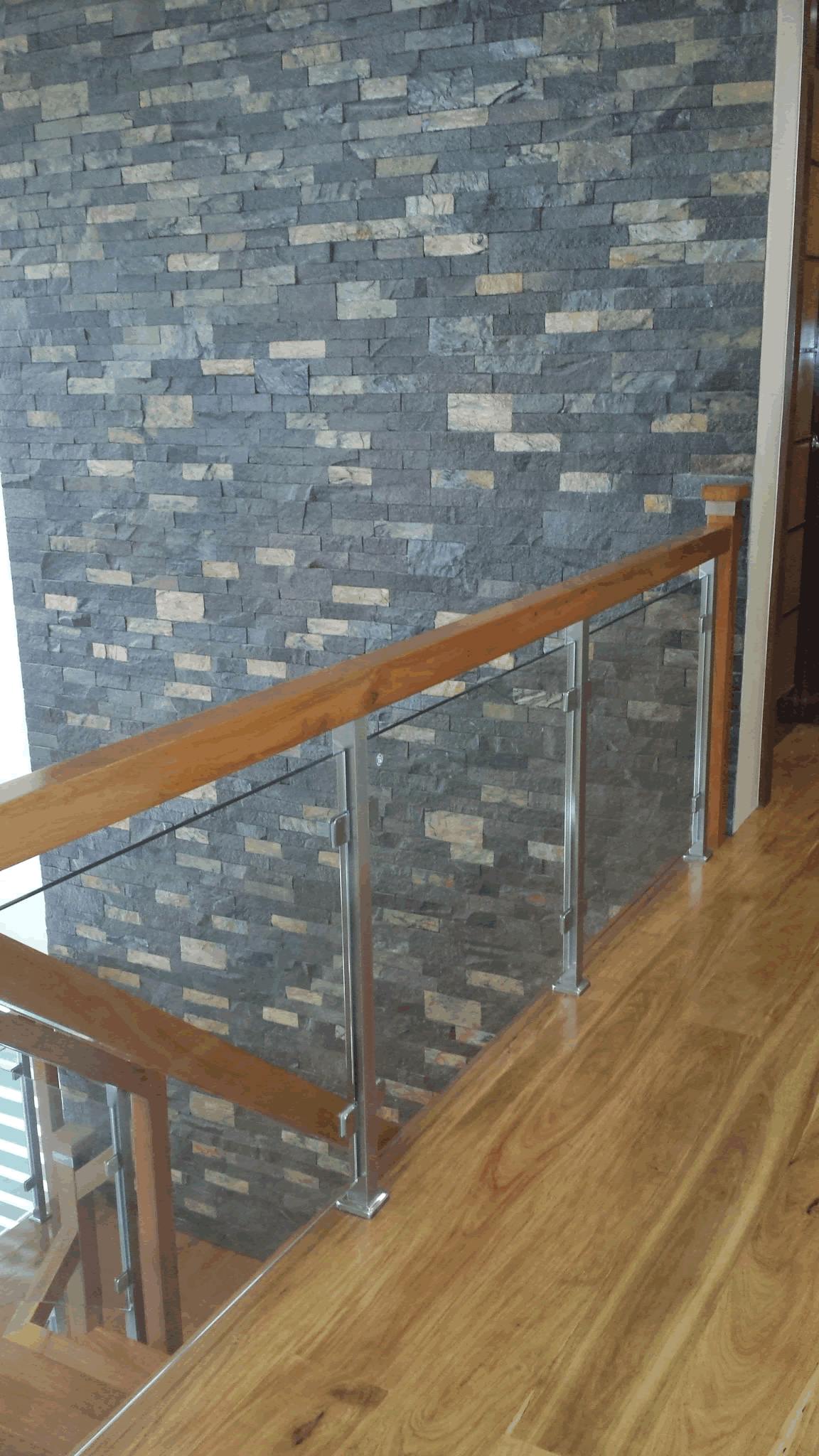 glass-stair-railing-classic-contemporary-design