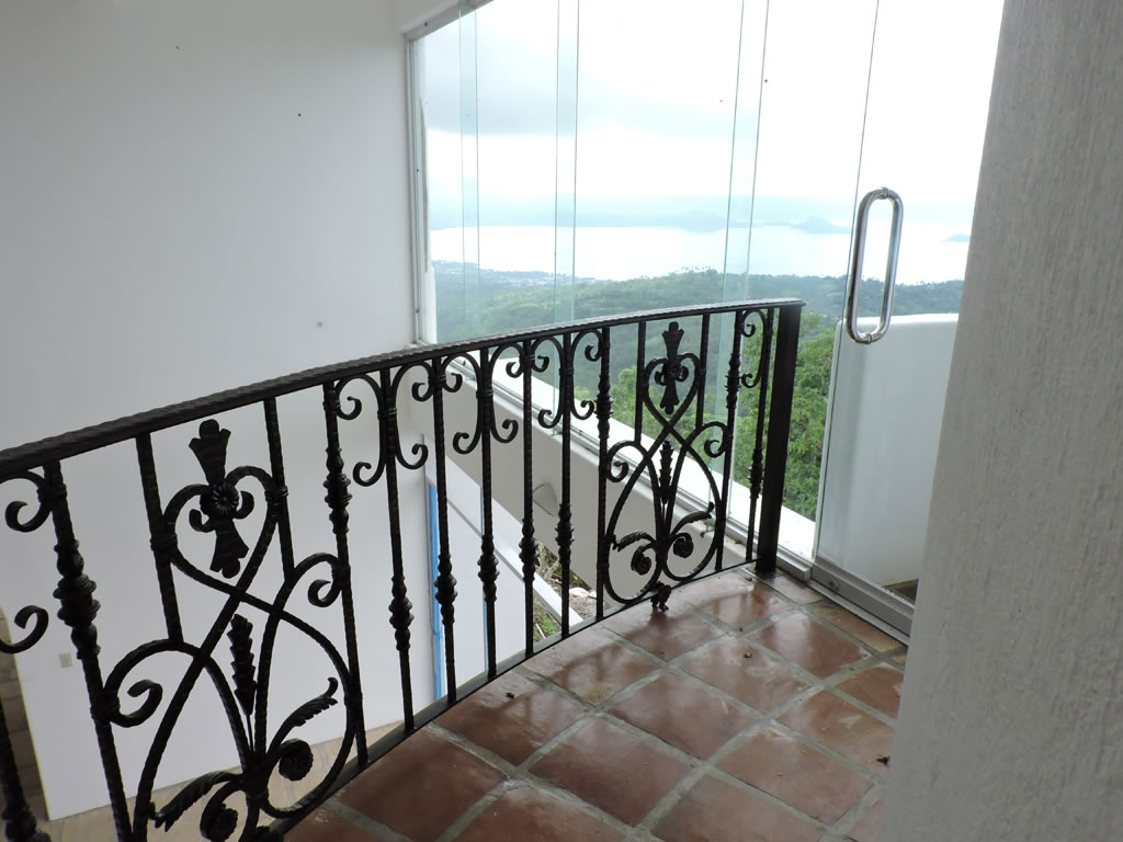 Wought Iron Stair Railing, Balcony Railing, Door Grills, Main Door Grills.