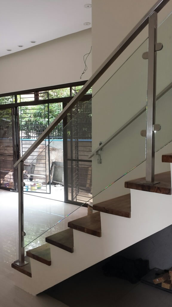 Glass Stair Railing And Balcony Railing Supplier in the Philippines