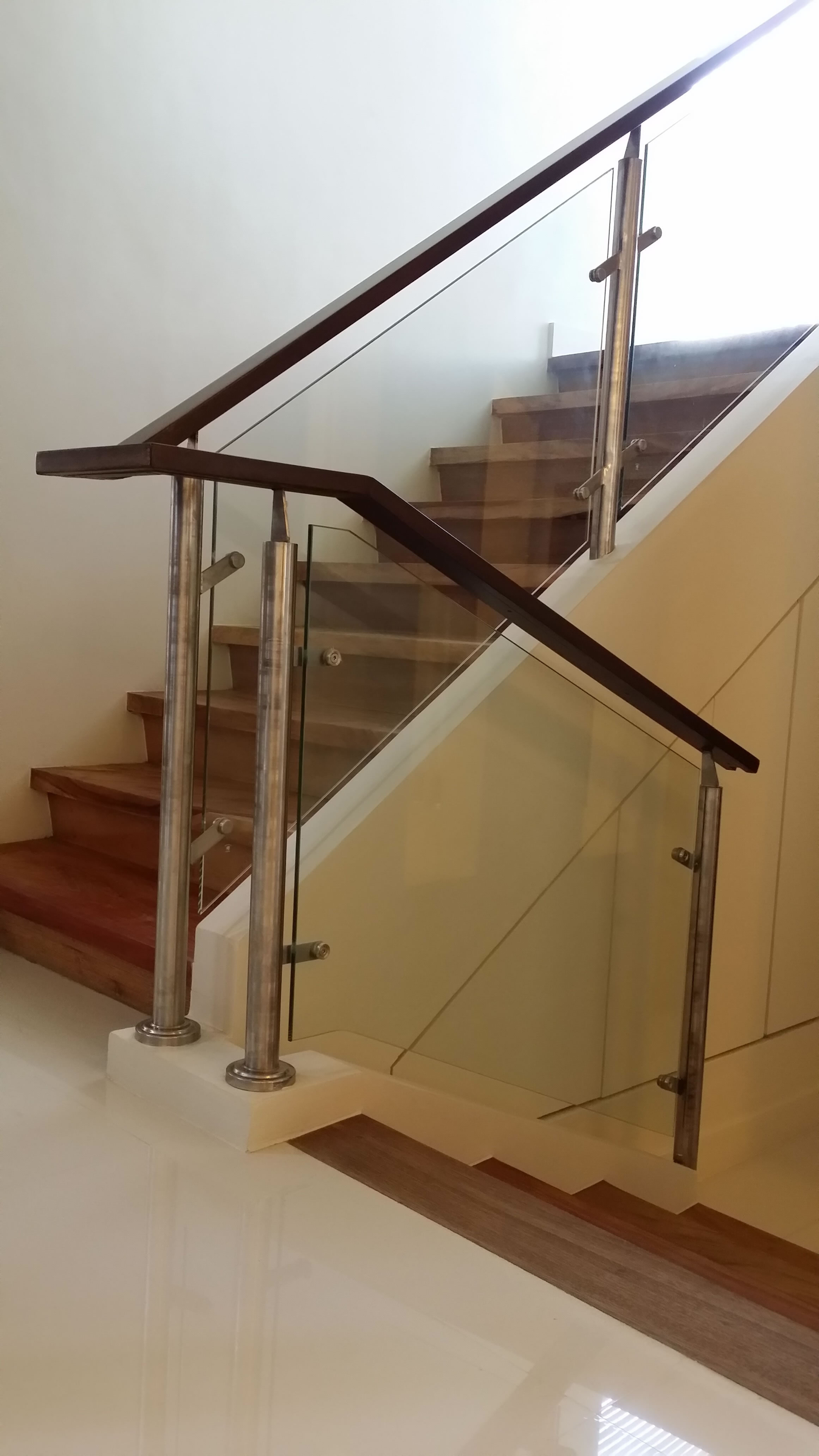 Stainless Glass Stair and Balcony Railing